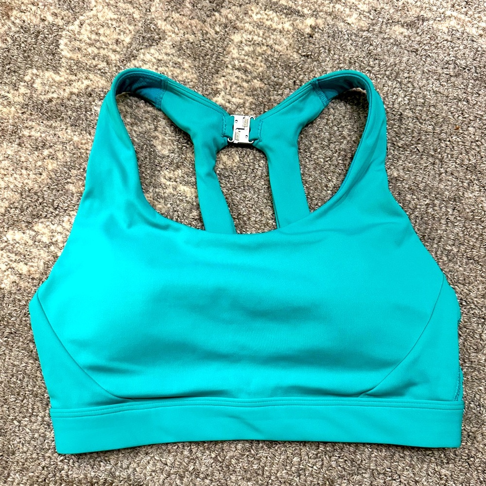 Athleta ultimate ease bra